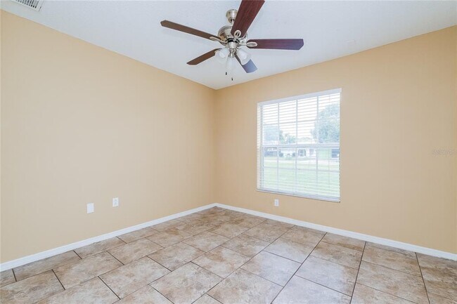 Building Photo - 1641 Larkin Rd