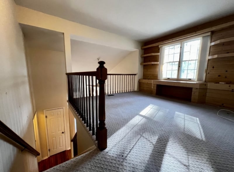 Building Photo - 19 Stone Run Rd