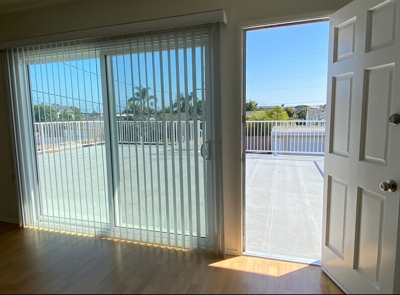 looking at outside deck - 155 Rochester St
