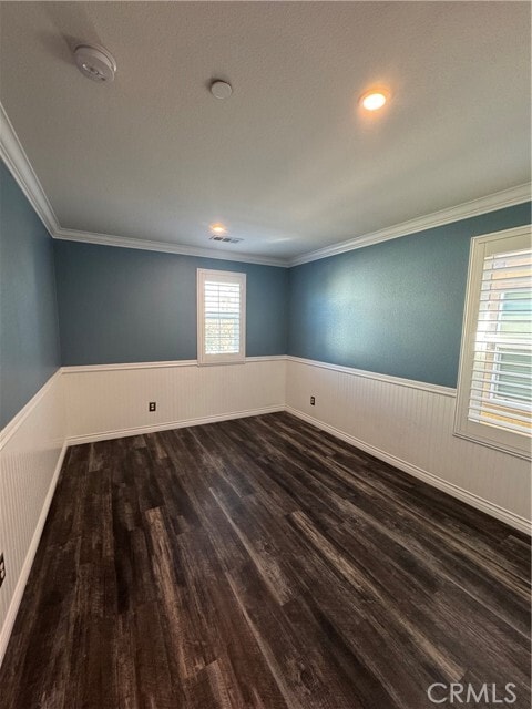 Building Photo - 2388 Yasamin Pl