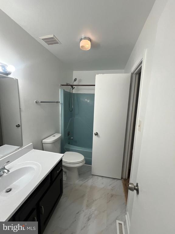 Building Photo - 12809 Cheval Ct