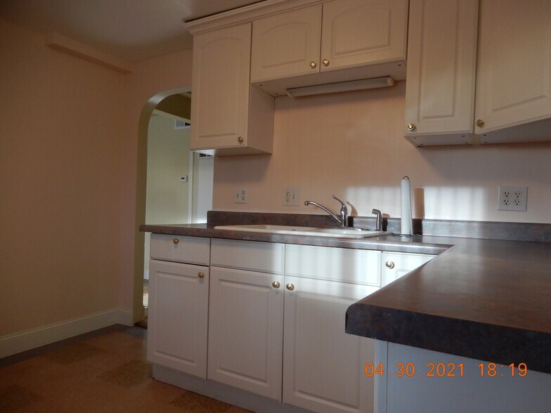Primary Photo - 146 Harrison Blvd