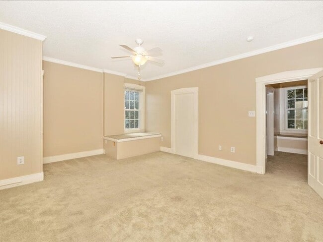 Building Photo - Open House 24th 10:30 to 11:30 AM