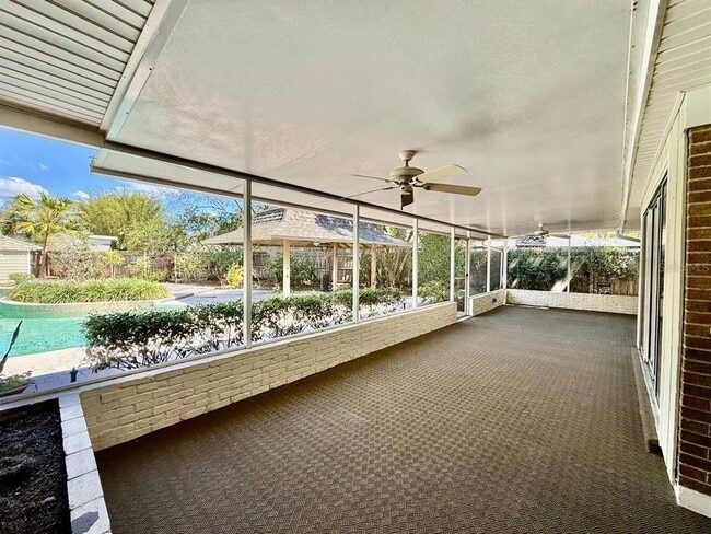 Building Photo - 3103 Cocos Rd