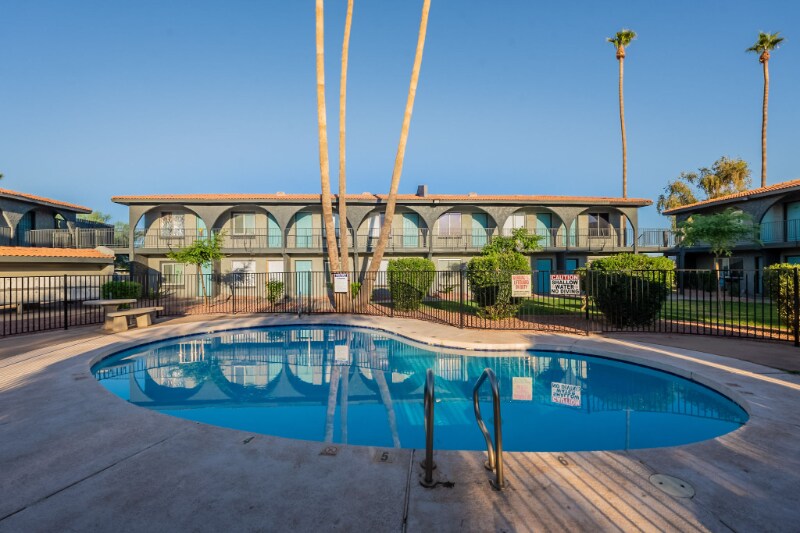 Building Photo - 3222 W Indian School Rd