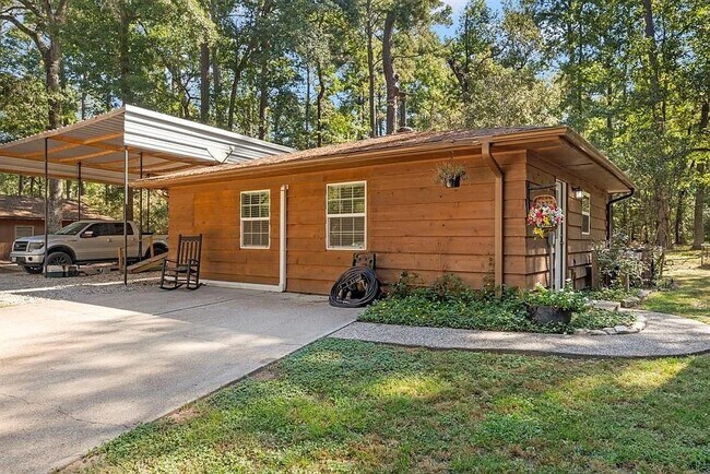 Building Photo - 2018 FM 1486