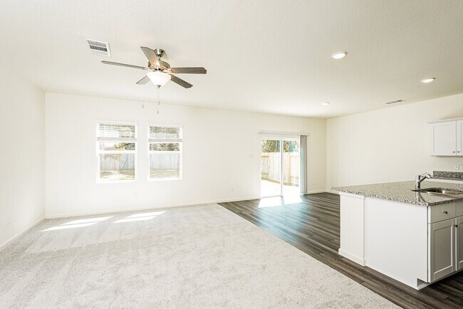 Building Photo - 15295 Abella Dr