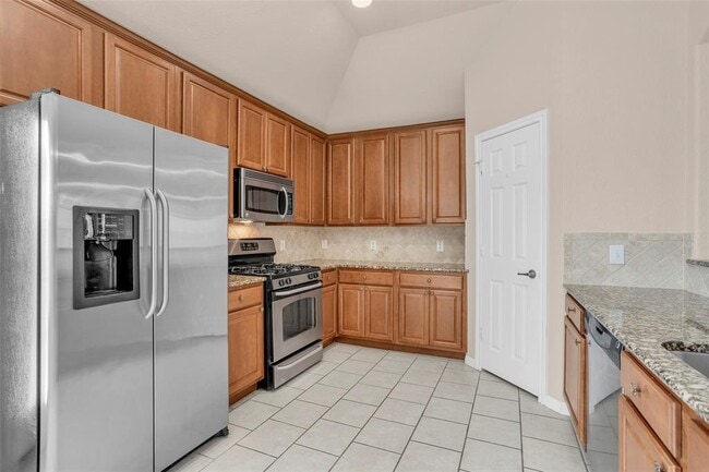Building Photo - 24615 Tribeca Ln