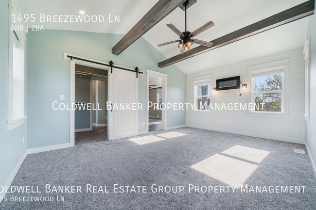 Building Photo - 1495 Breezewood Ln