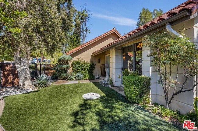Building Photo - 4230 Park Alisal