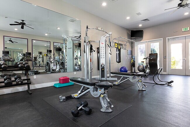 Building Photo - The Esplanade