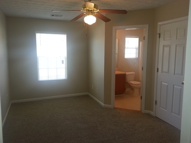 Building Photo - 812 Carlton Pointe Pl