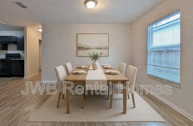 Building Photo - 8601 India Ave