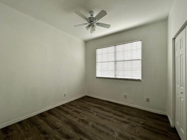 Building Photo - 3137 Grandiflora Dr