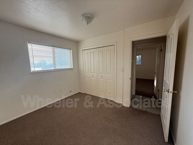 Building Photo - 4083 S Porter Ave