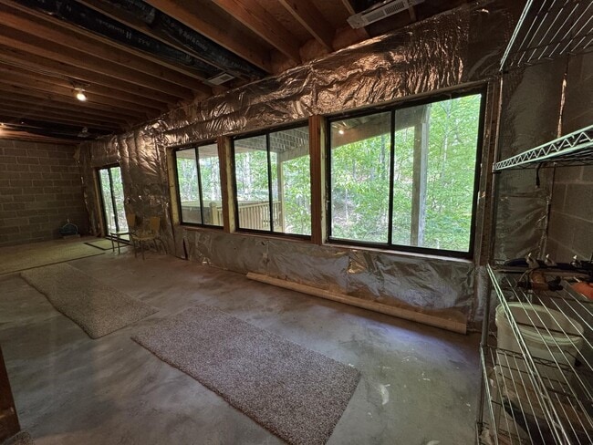 Building Photo - 5100 Trevino Dr