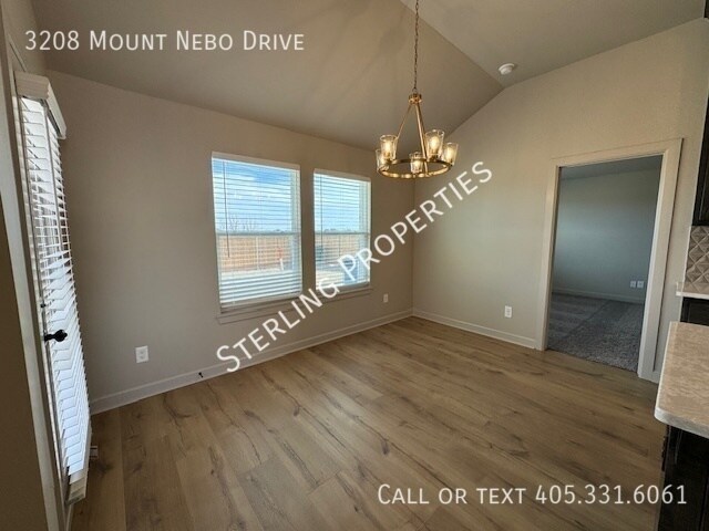 Building Photo - 3208 Mt Nebo Dr