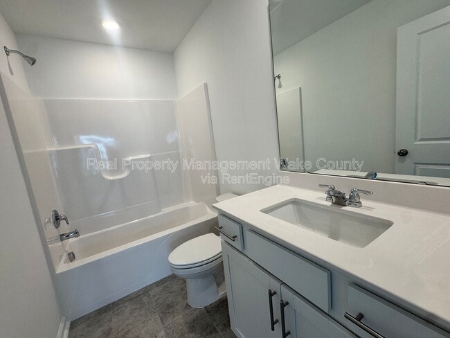 Building Photo - 1507 Crescent Townes Wy