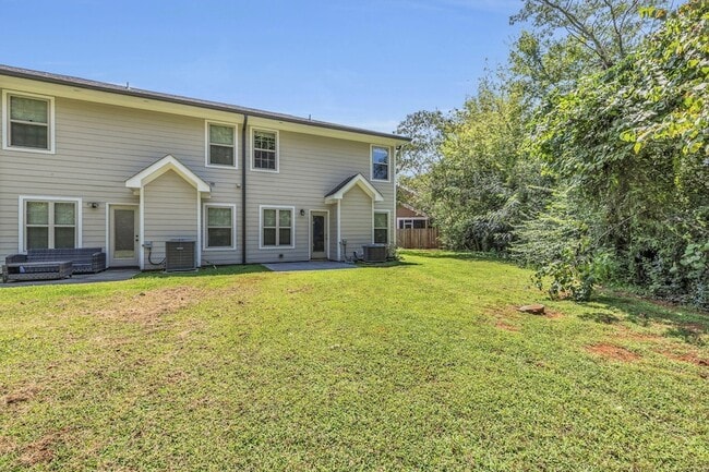 Building Photo - 6709 Briana Way