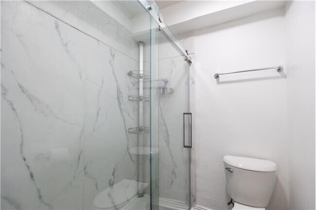 Building Photo - 1844 W Henderson St