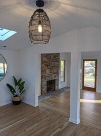Building Photo - 3 Increase Ln