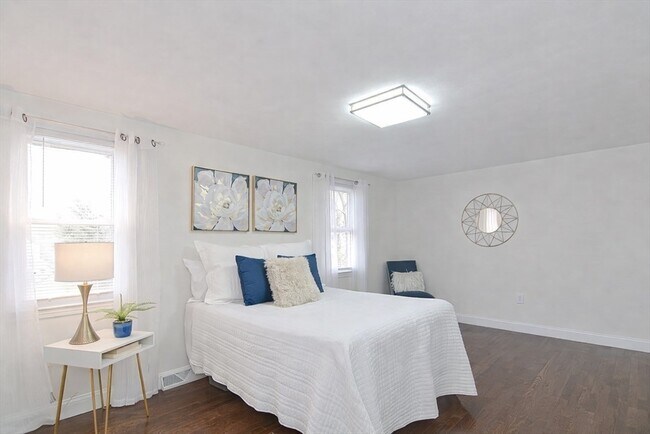 Building Photo - 80 Broadway