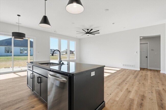Building Photo - 14591 Wellstead Dr