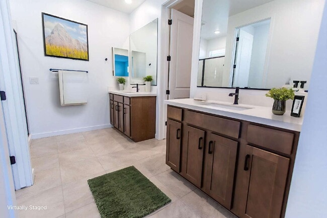 Building Photo - 23024 E Watford Dr