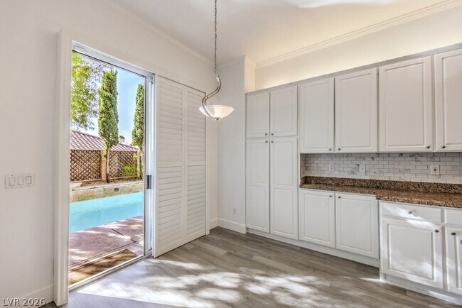 Building Photo - 10191 Refuge Ct