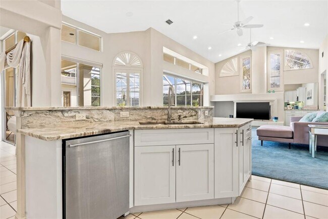 Building Photo - 30312 Laurelwood Ln