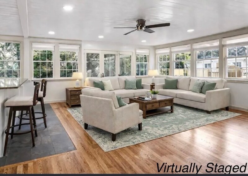 Building Photo - 2014 Golf Terrace Dr