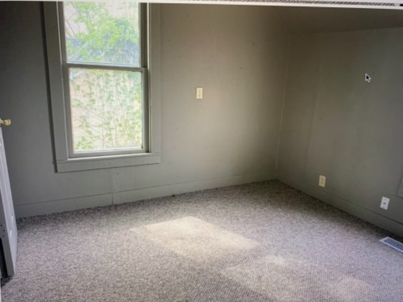 Building Photo - 2026 E 3rd Ave