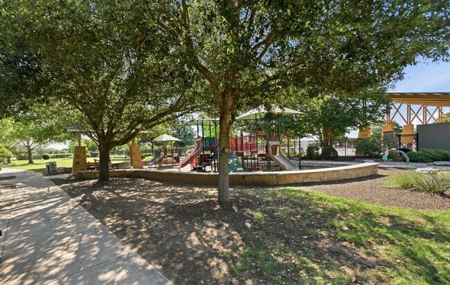 Building Photo - 373 Lacey Oak Lp