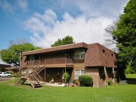 Building Photo - Country Club