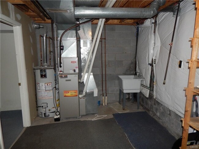 Building Photo - 111 Iron Oak Cir