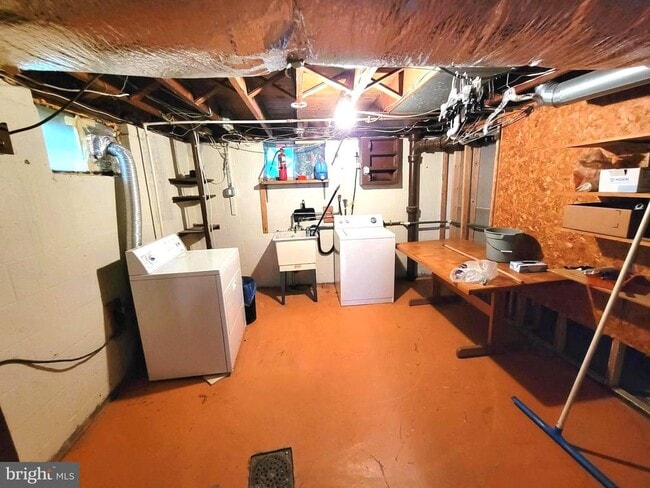 Building Photo - 426 Grant Ave