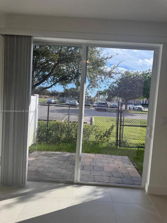 Building Photo - 17108 SW 2nd Cir