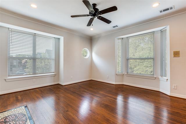 Building Photo - 3400 Normandy Ave