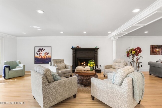 Building Photo - 13 Valley Forge Rd