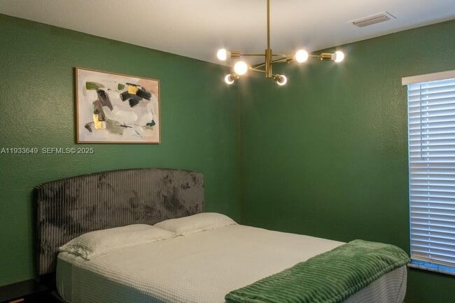 Building Photo - 765 NW 77th St