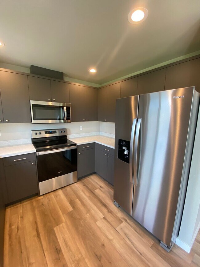 Building Photo - NO1418