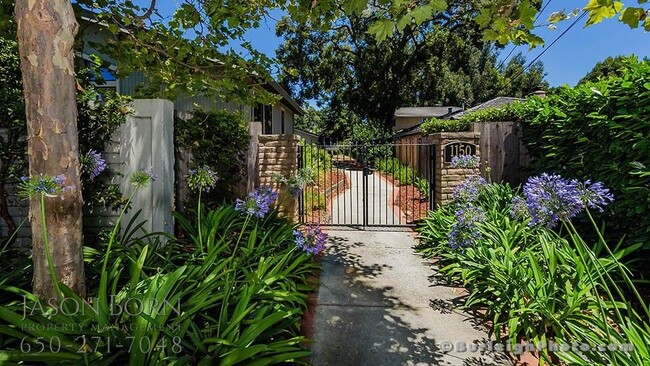 Building Photo - 1150 Pine St