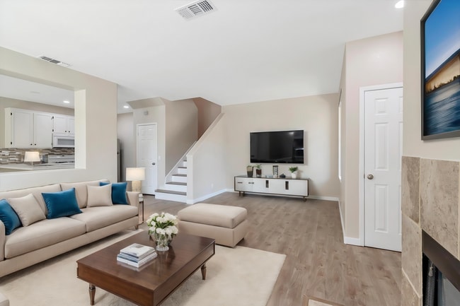 Building Photo - 18014 Flynn Dr