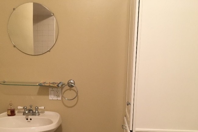 Guest Bathroom - 844 N Laurel Ave