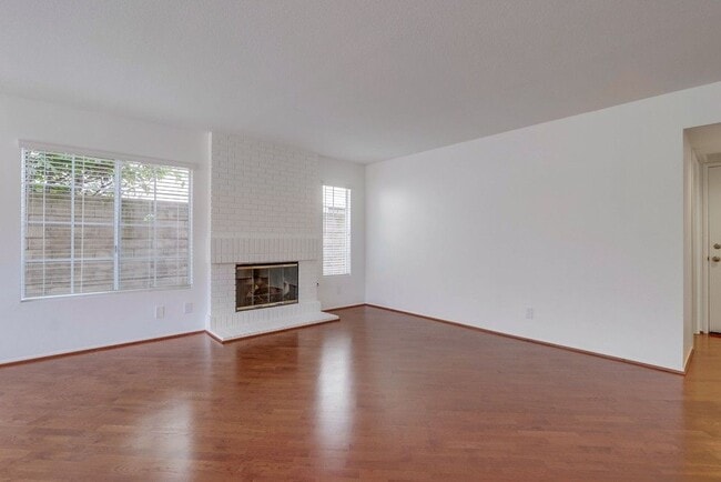 Building Photo - 26721 Sierra Vista