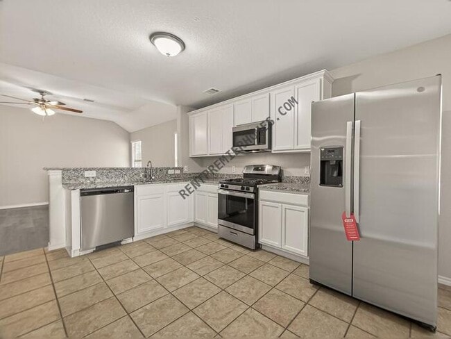 Building Photo - 2730 Morgensen Dr