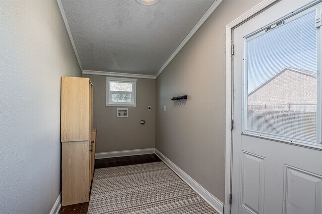 Building Photo - 3525 Bridgette Ln