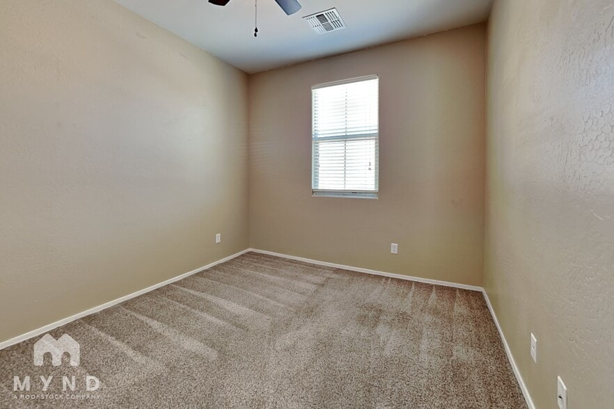 Building Photo - 18554 N Celis St