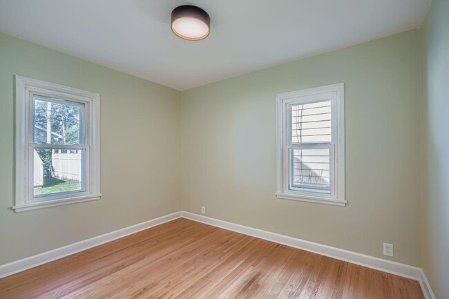 Building Photo - 837 Bidwell St