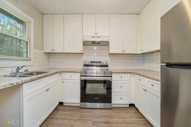 Building Photo - 1134 Balboa Ct